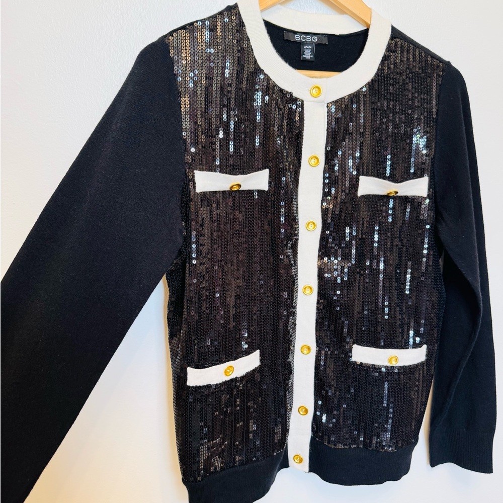NWT BCBGMAXAZRIA Black Sequin Cardigan Jacket with White Trim and Gold Buttons